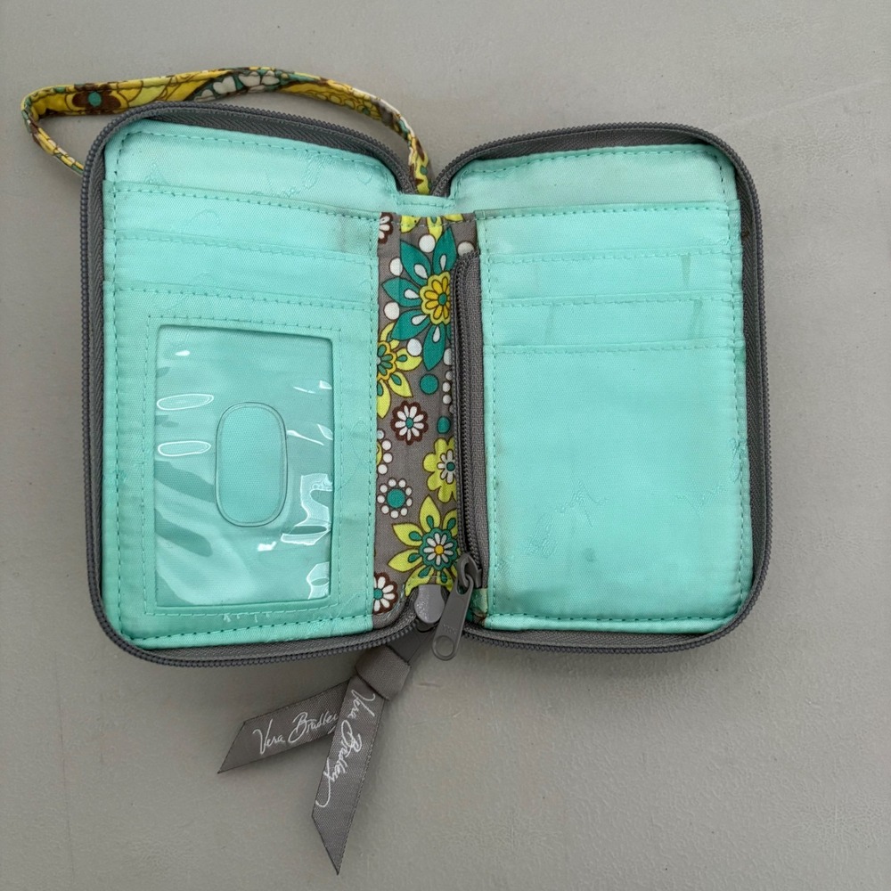 Vera Bradley‎ All In One Crossbody Wristlet Wallet Yellow Teal Paisley Floral - Picture 3 of 12